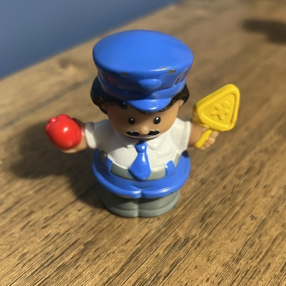 Fisher-Price Little People Blue and Red Action Figures Playset - Picture 7 of 11